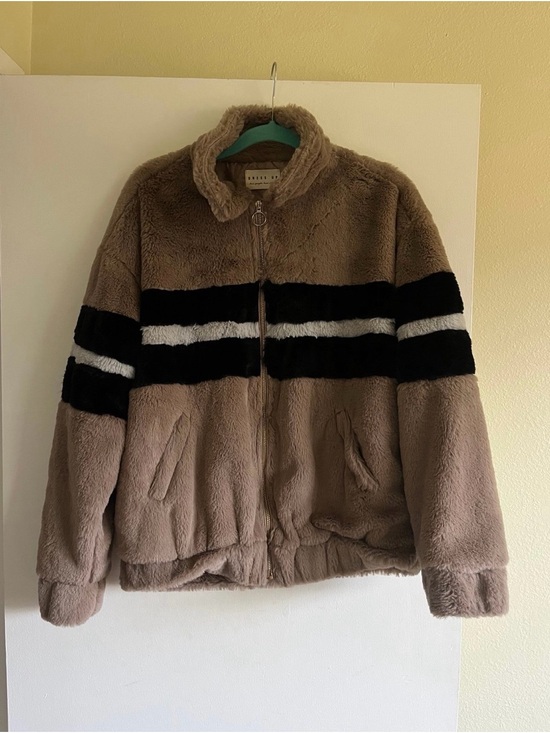 Dress Up Jackets & Blazers - Cozy Teddy Fleece Zip Up Jacket Women's Large - Taupe, Black, & White